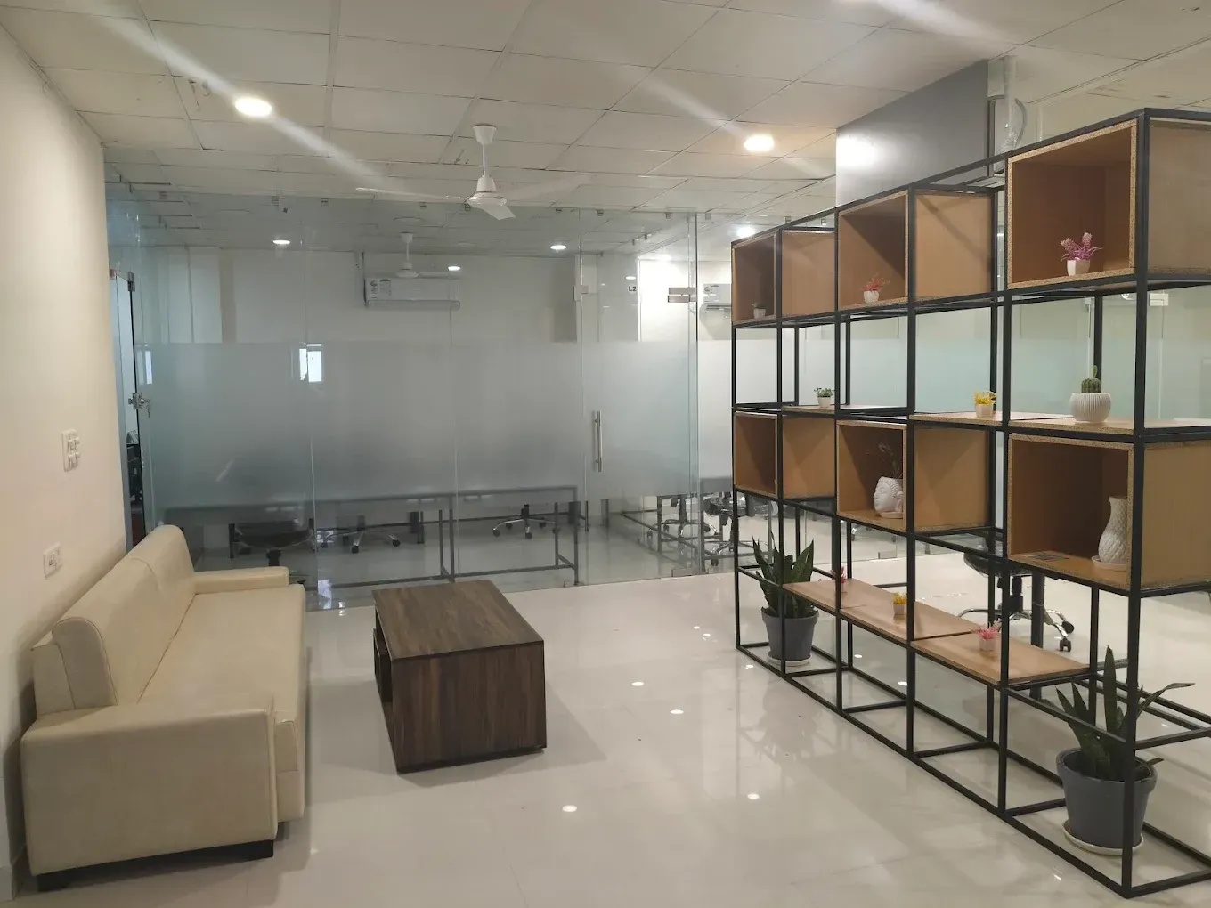 coworking amenities mansarovar jaipur